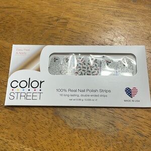 Color Street nail polish